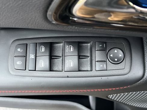 Used 2024 Dodge Durango GT image 13