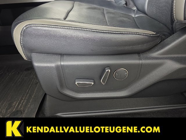 Used 2018 Ford F150 Raptor w/ Equipment Group 802A Luxury AWD/4WD image 28