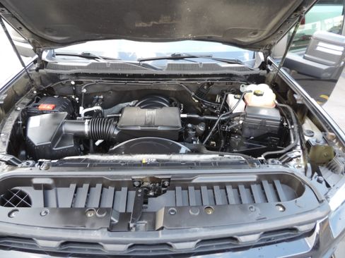 Used 2021 Chevrolet Silverado 2500 Custom w/ Custom Value Package image 26