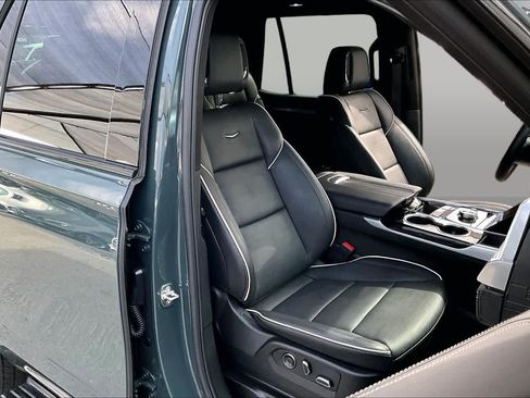 Used 2026 Cadillac Escalade Sport w/ LPO, ONYX Package AWD/4WD image 9