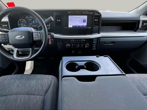 Used 2023 Ford F250 XL w/ STX Appearance Package AWD/4WD image 16