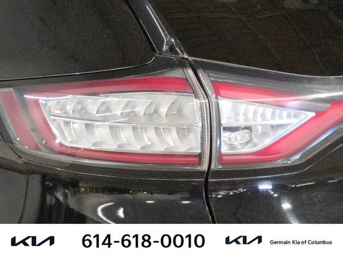 Used 2018 Ford Edge Titanium w/ Equipment Group 301A FWD image 16
