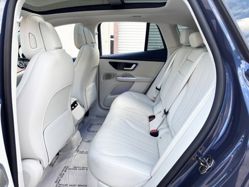 Used 2023 Mercedes-Benz EQE 500 4MATIC SUV image 49