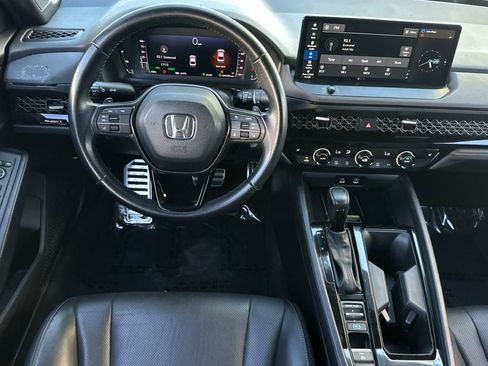 Used 2025 Honda Accord Sport image 15