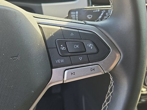 Used 2022 Volkswagen Atlas Cross Sport SE AWD/4WD image 24