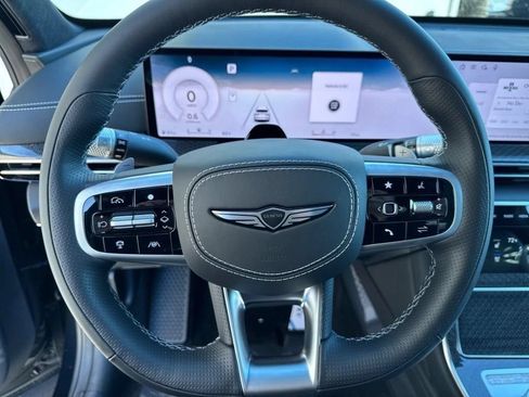 Used 2025 Genesis GV80 3.5T e-SC AWD/4WD image 11