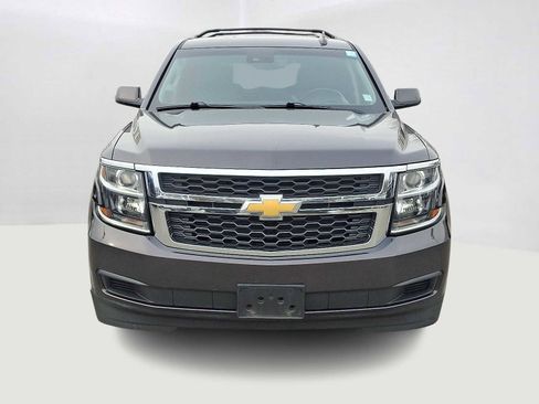Used 2018 Chevrolet Tahoe LT image 3