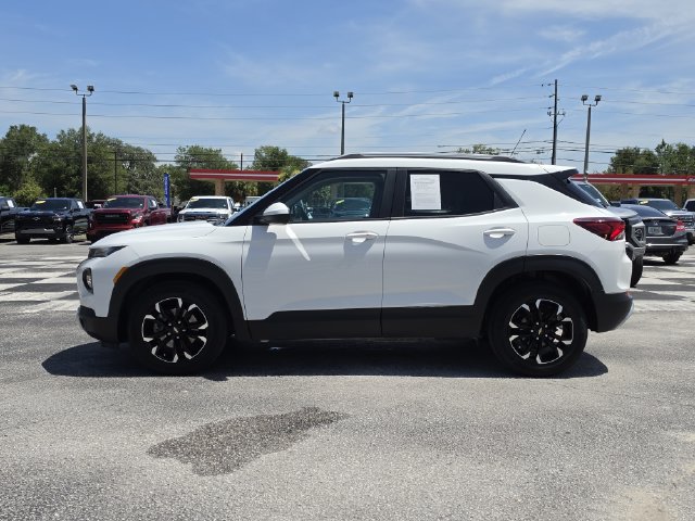 Used 2023 Chevrolet TrailBlazer LT w/ Convenience Package FWD image 8