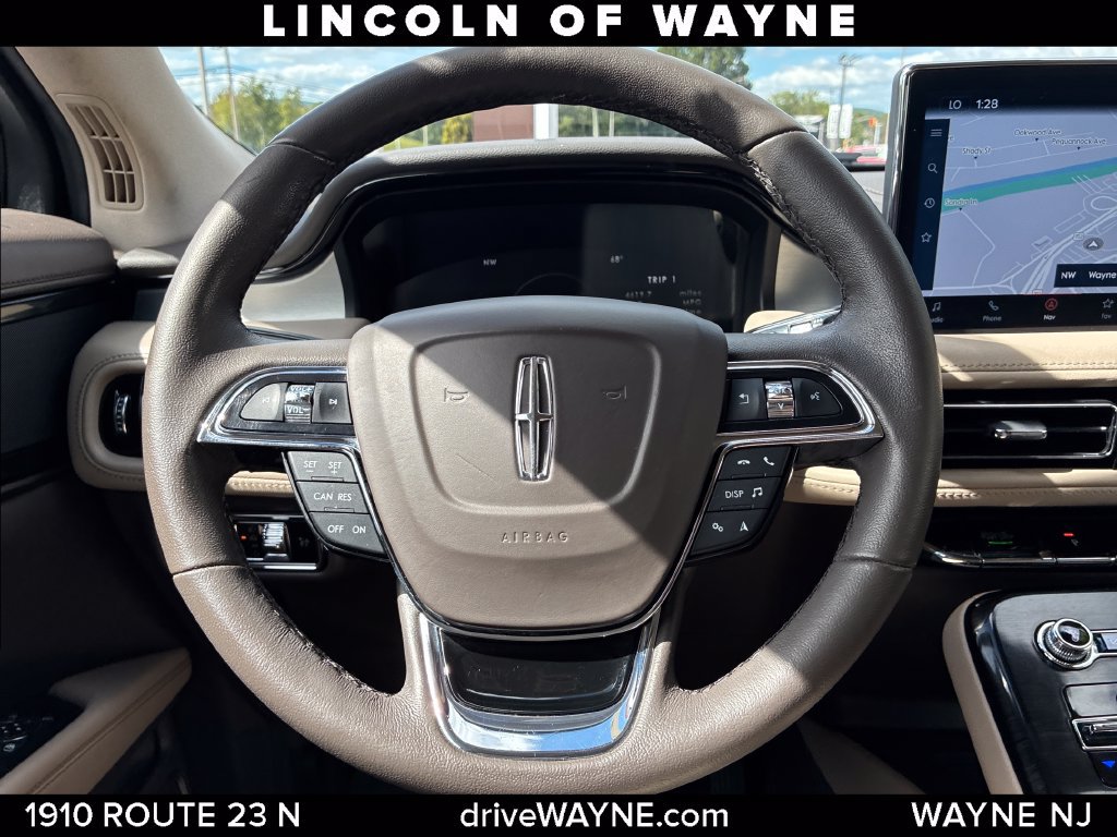 Certified 2023 Lincoln Nautilus AWD w/ Premium Package image 25