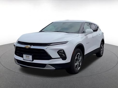 Used 2025 Chevrolet Blazer LT FWD image 6