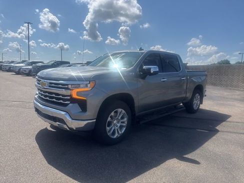 Used 2026 Chevrolet Silverado 1500 LTZ AWD/4WD image 3