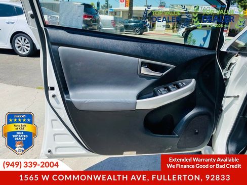 Used 2013 Toyota Prius Three FWD image 23
