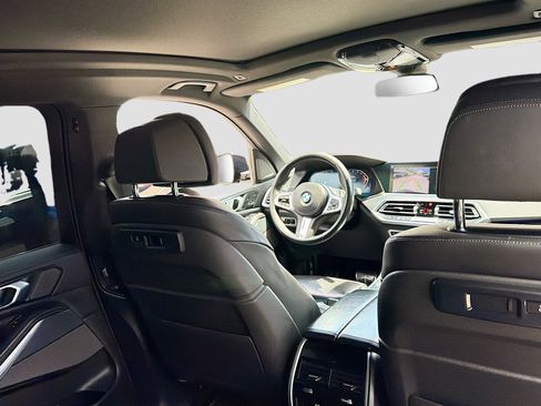 Used 2021 BMW X5 sDrive40i w/ M Sport Package RWD image 31