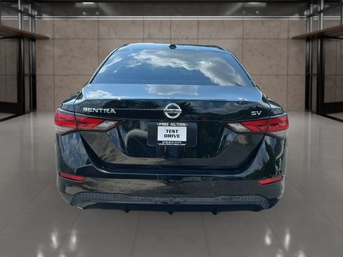 Used 2022 Nissan Sentra SV FWD image 12