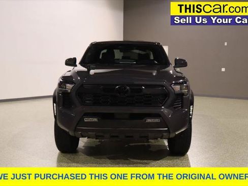 Used 2025 Toyota Tacoma TRD Off-Road AWD/4WD image 3
