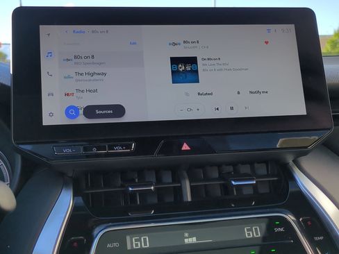 Used 2024 Toyota Venza Nightshade image 25