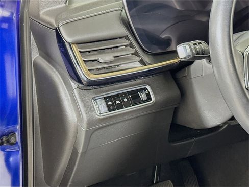 Certified 2024 Buick Envision Avenir image 8