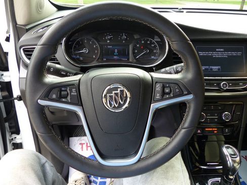 Used 2021 Buick Encore Preferred FWD image 22