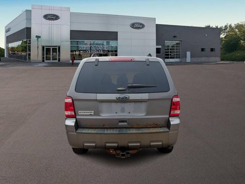 Used 2012 Ford Escape XLT AWD/4WD image 8