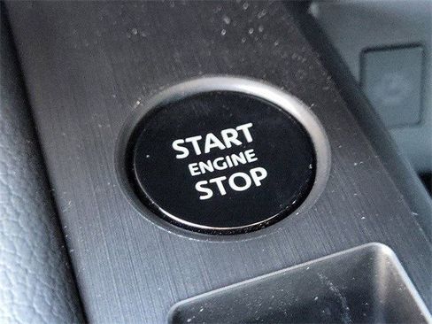 New 2026 Nissan Kicks SR w/ Cold Weather Package image 15