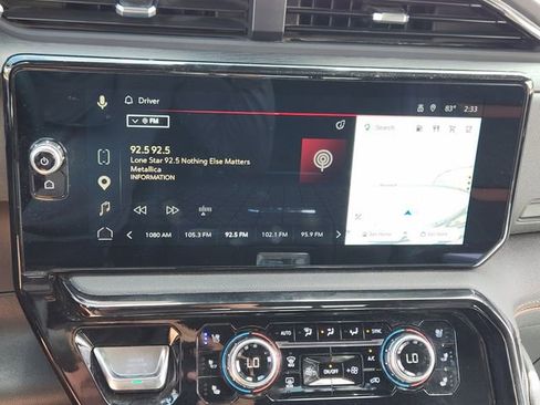 Used 2024 GMC Sierra 2500 AT4 w/ AT4 Premium Plus Package image 15