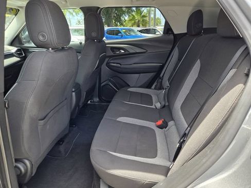 Used 2024 Chevrolet TrailBlazer LS w/ LS Convenience Package FWD image 14