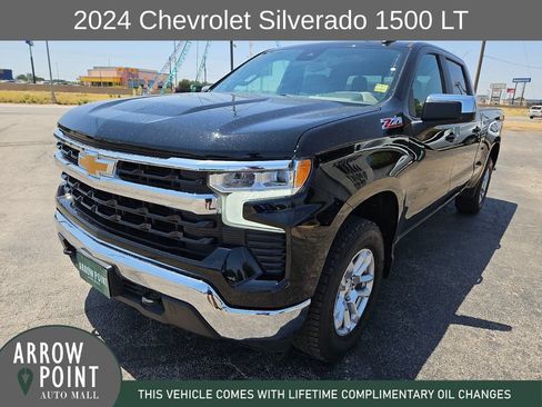 Used 2024 Chevrolet Silverado 1500 LT w/ Z71 Off-Road Package AWD/4WD image 4