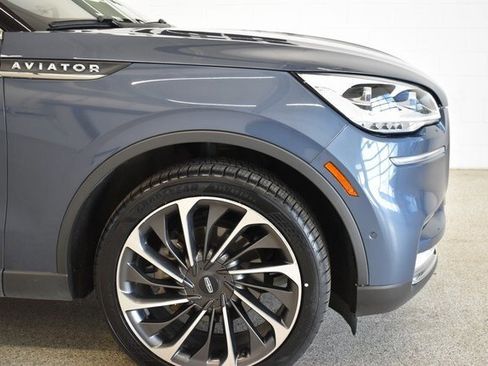 Used 2021 Lincoln Aviator Reserve w/ Equipment Group 202A image 13