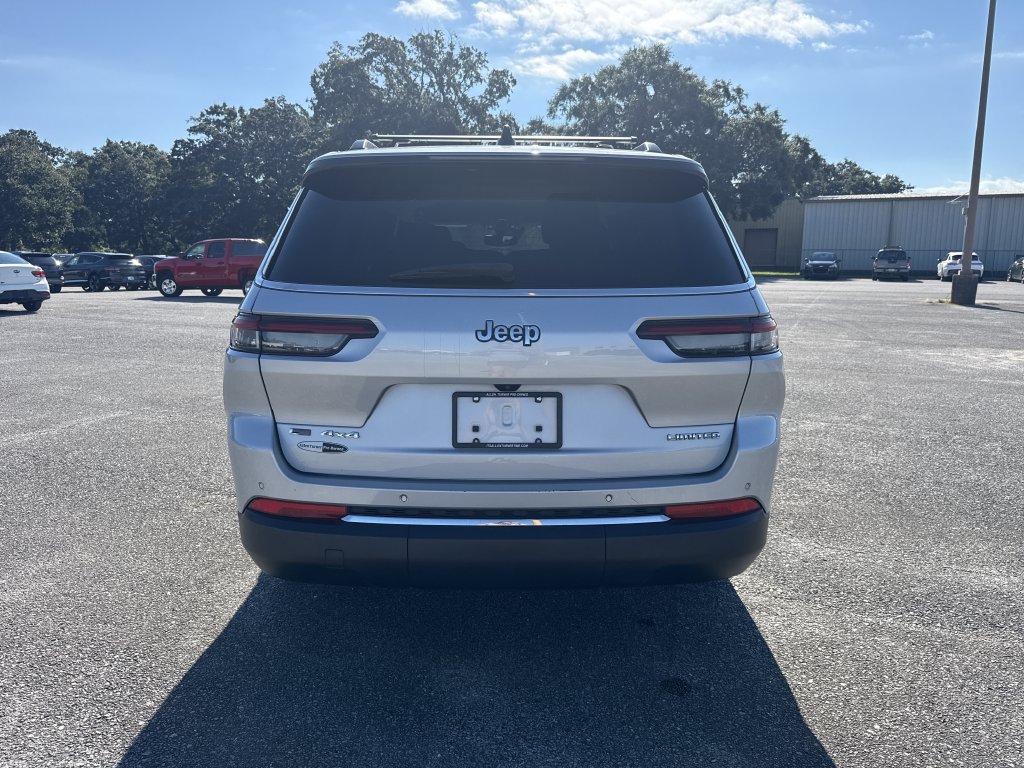 Used 2023 Jeep Grand Cherokee L Limited w/ Trailer Tow Group (B) AWD/4WD image 7