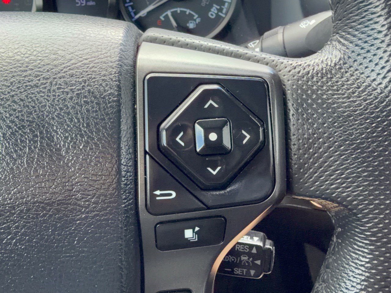 Used 2020 Toyota Tacoma TRD Sport w/ TRD Premium Sport Package RWD image 19