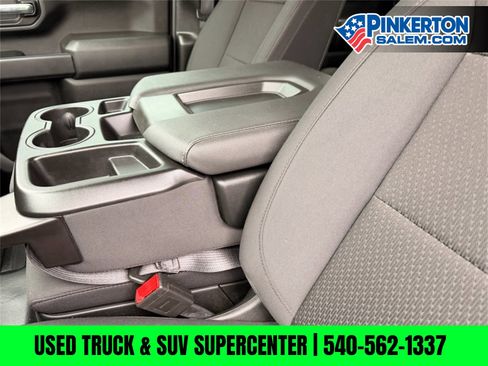 Used 2025 Chevrolet Silverado 2500 W/T w/ WT Convenience Package image 18