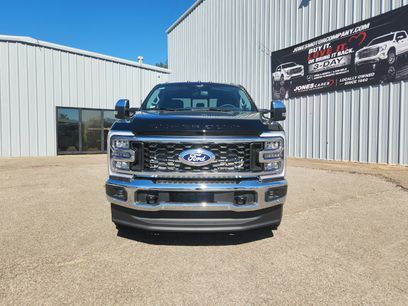 New 2027 Ford F350 Lariat w/ Lariat Premium Package