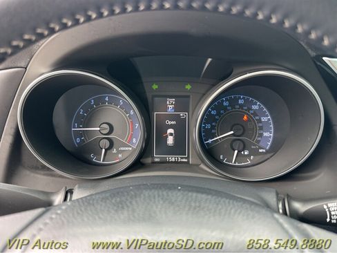 Used 2017 Toyota Corolla iM image 21