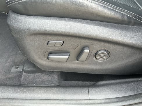 Used 2016 Kia Sorento SX image 22