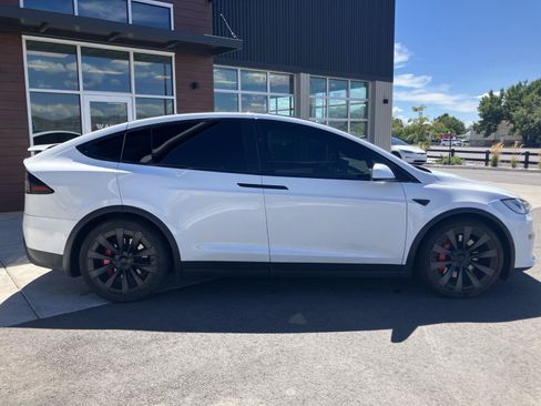 Used 2022 Tesla Model X Plaid AWD/4WD image 9