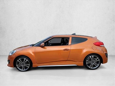 Used 2016 Hyundai Veloster Turbo w/ Option Group 04 FWD image 8