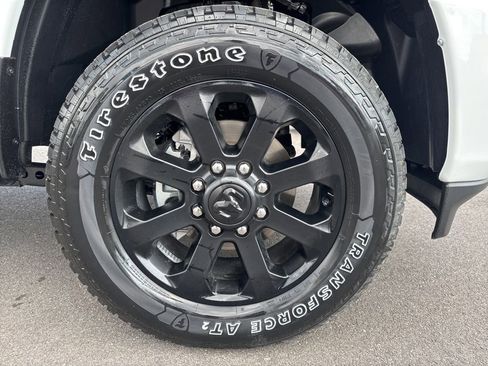 New 2026 RAM 2500 Laramie AWD/4WD image 11