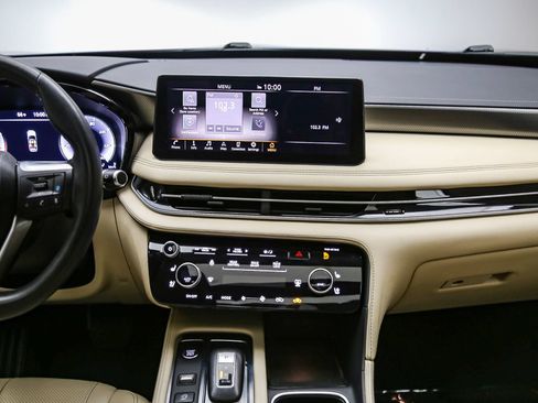 Used 2022 INFINITI QX60 Luxe w/ Cargo Package FWD image 13