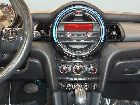Used 2015 MINI Cooper 2-Door Hardtop FWD image 16
