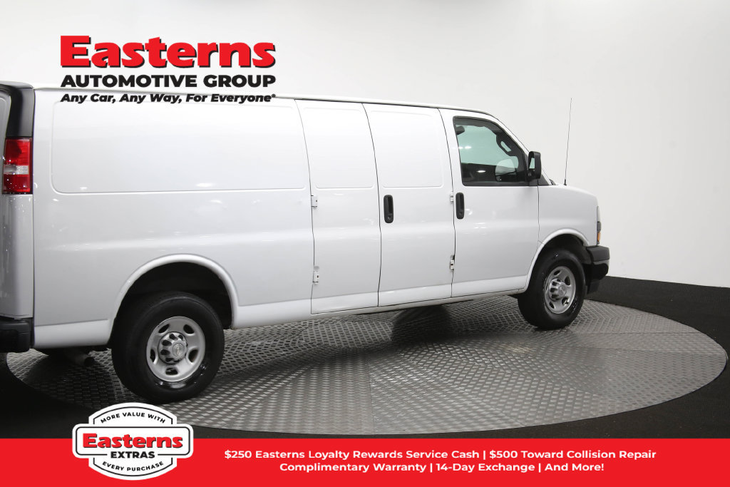 Used 2019 Chevrolet Express 2500 Extended RWD image 40
