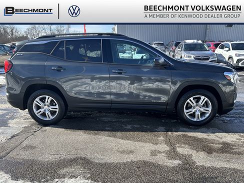 Used 2018 GMC Terrain SLE w/ Driver Convenience Package image 16