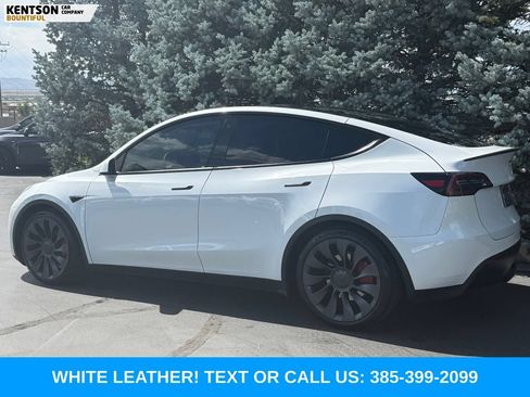 Used 2023 Tesla Model Y Performance AWD/4WD image 5