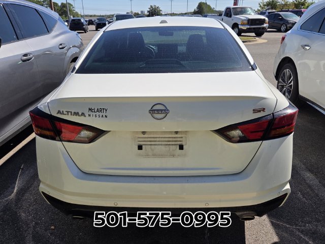 Used 2024 Nissan Altima 2.5 SR w/ SR Premium Package FWD image 3