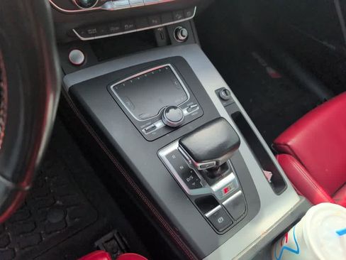 Used 2018 Audi SQ5 Prestige w/ Prestige Package image 13