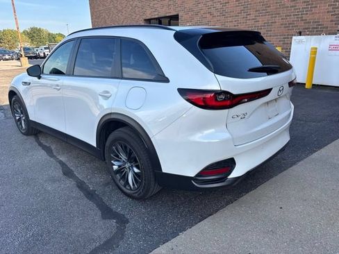 Certified 2025 MAZDA CX-70 3.3 Turbo w/ Preferred Package AWD/4WD image 4
