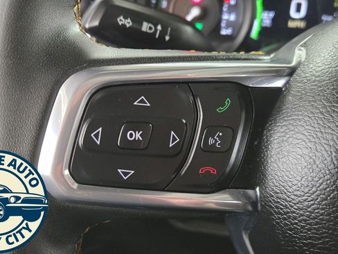 Used 2024 Jeep Wrangler Unlimited Sahara w/ Technology Group image 13