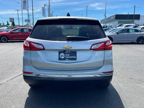 Used 2020 Chevrolet Equinox LT FWD image 6