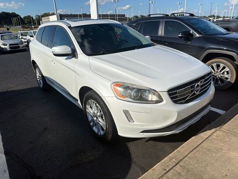 Used 2016 Volvo XC60 T5 Platinum FWD image 2