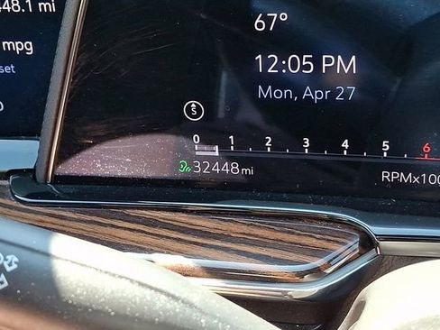 Certified 2023 Cadillac Escalade Premium Luxury AWD/4WD image 24