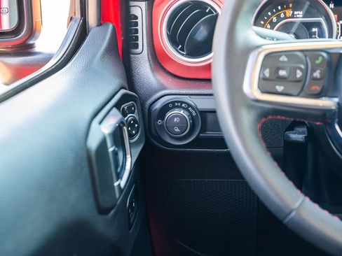 Used 2023 Jeep Gladiator Rubicon w/ LED Lighting Group image 27